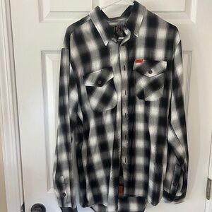 Dixxon Flannel Co. Men’s Long Sleeve Sleeve Bamboo Shirt – Size Medium (NWOT)